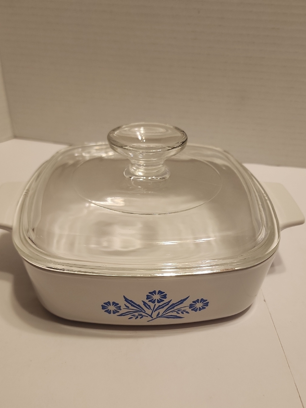 Corningware 1 Quart White Ceramic Casserole Insert with Blue Cornflower